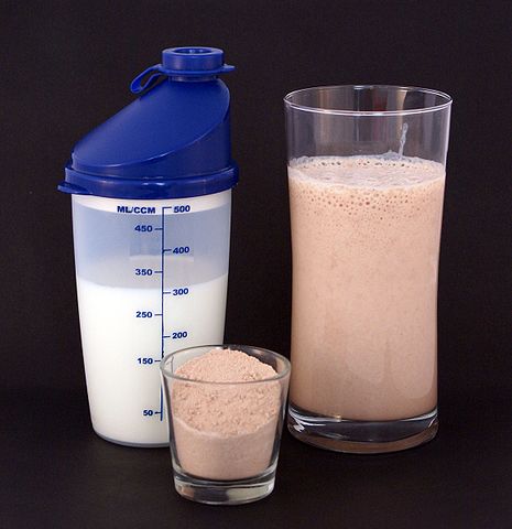 Image of whey protein to showcase importance of proper nutrition for muscle growth